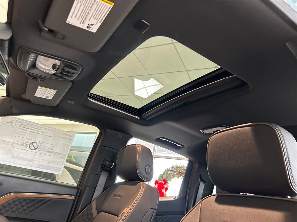 2026 GMC CANYON - Image 27