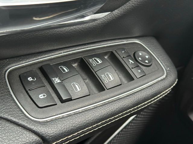 2022 Ram 1500 Laramie photo 16