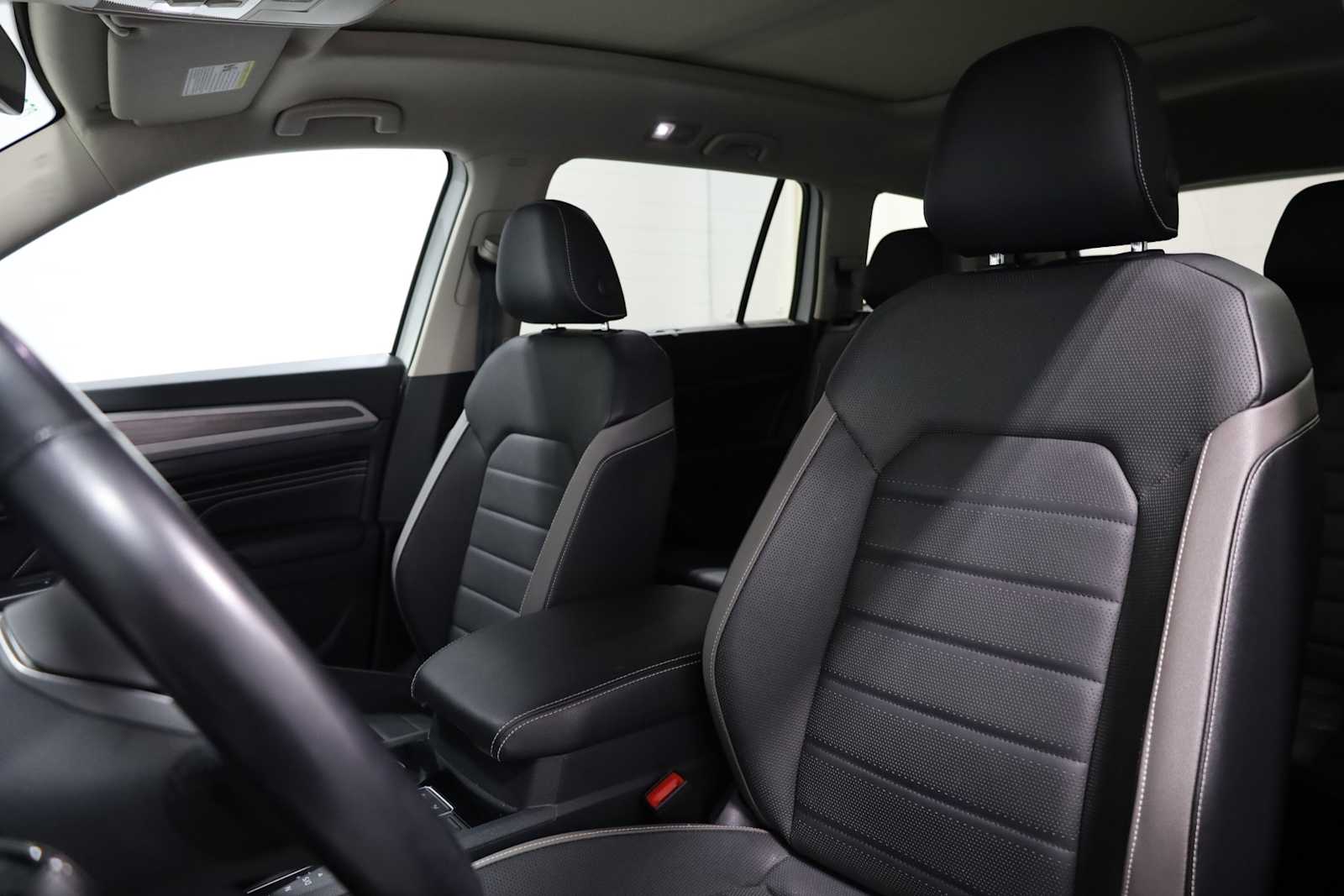 2021 Volkswagen Atlas V6 SEL Premium photo 4