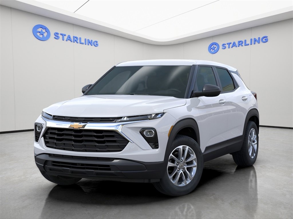2026 Chevrolet Trailblazer LS photo 2