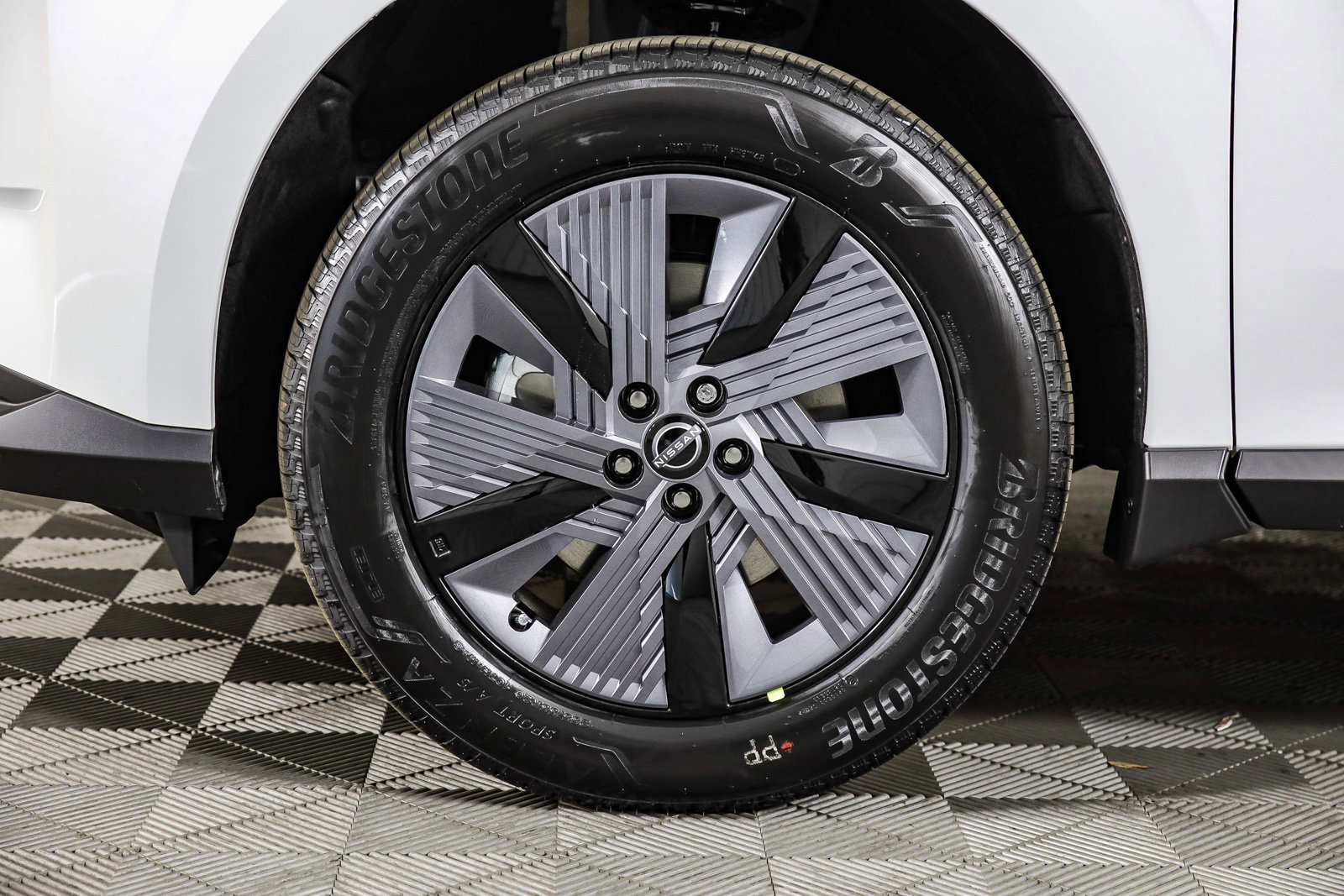 2025 Nissan Murano SL photo 6