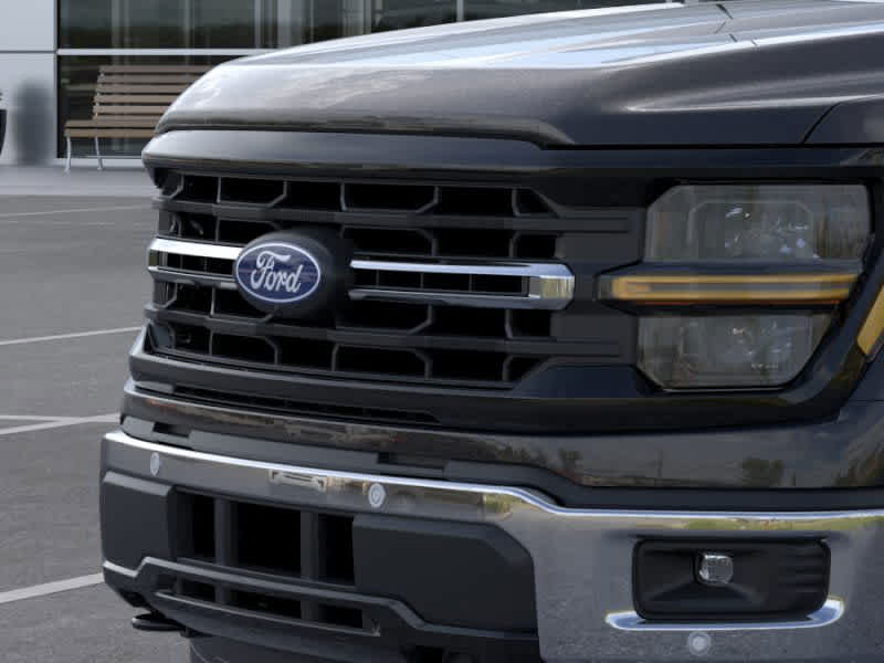 2025 Ford F-150 XLT - Photo 17
