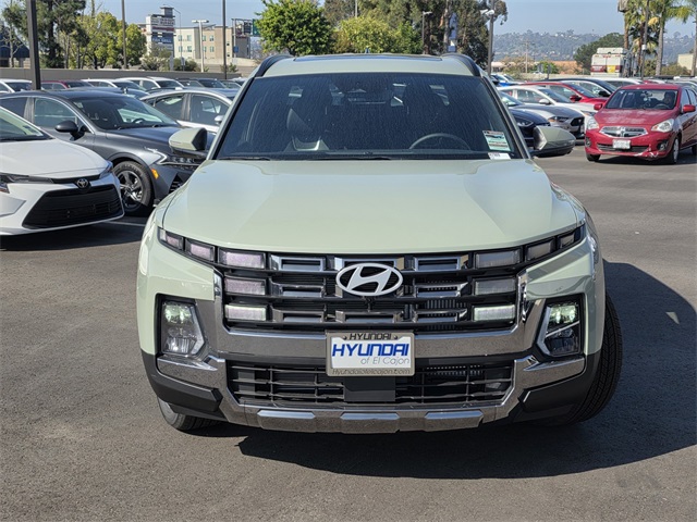 2025 Hyundai Santa Cruz Limited photo 2