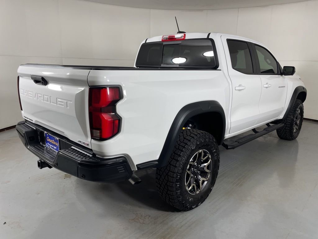 2025 Chevrolet Colorado ZR2 photo 8