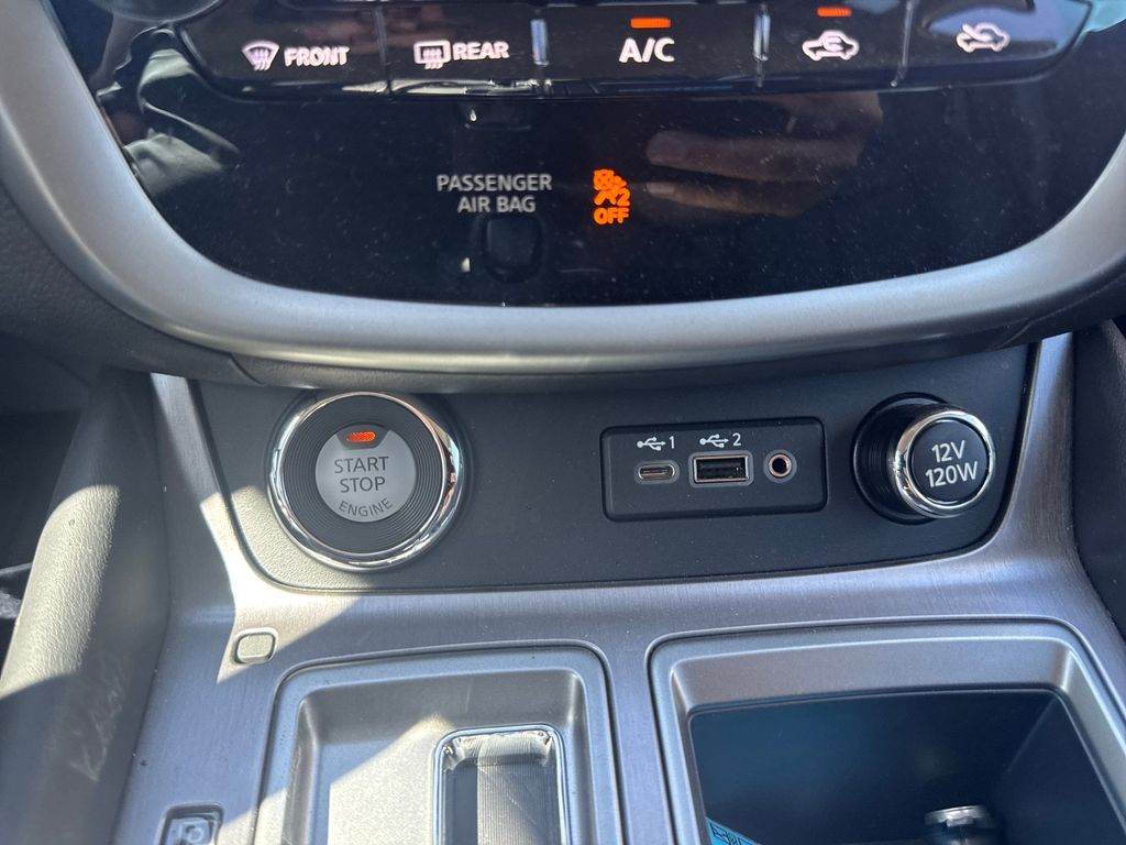 2024 Nissan Murano SV photo 25