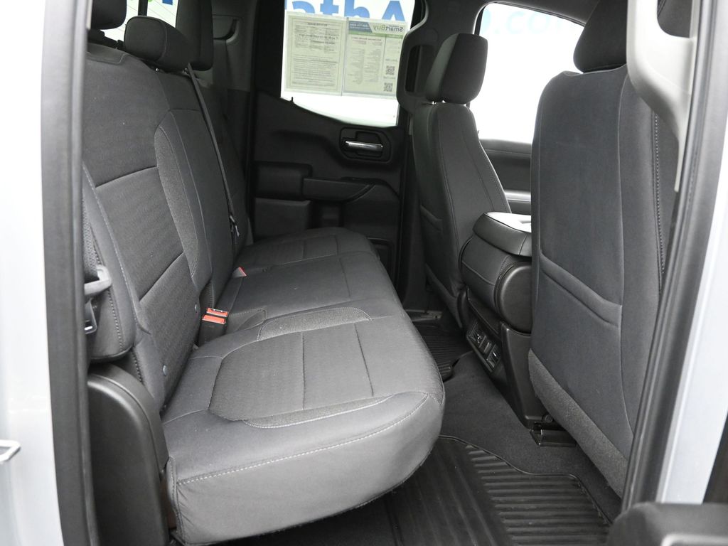 2019 Chevrolet Silverado 1500 LT photo 7