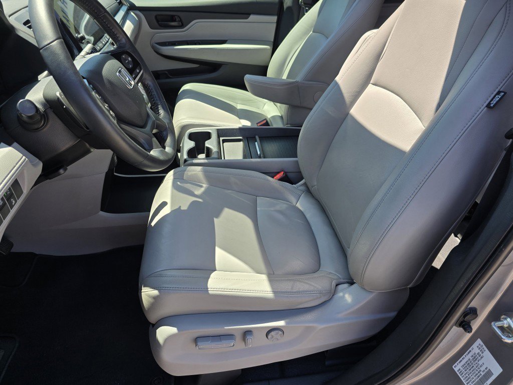 2020 Honda Odyssey EX-L photo 24