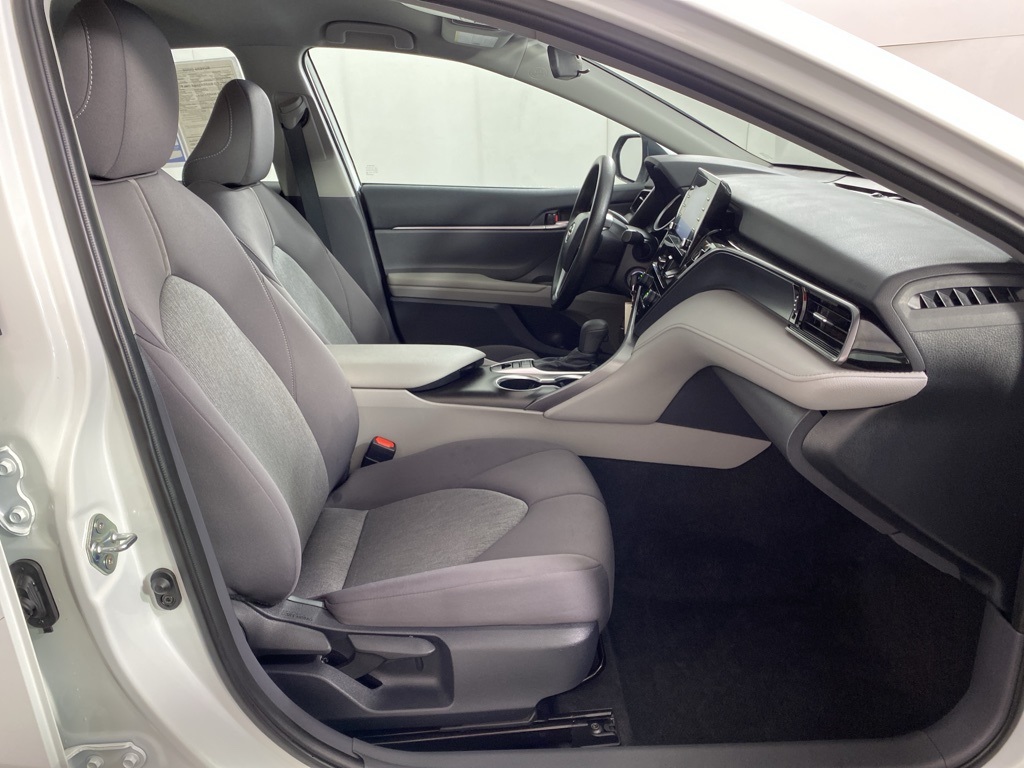 2024 Toyota Camry LE photo 21