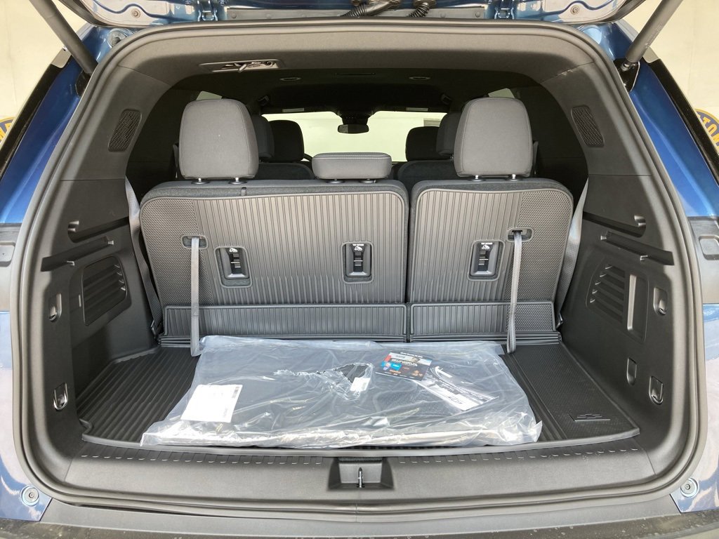 2026 Chevrolet Traverse photo 21