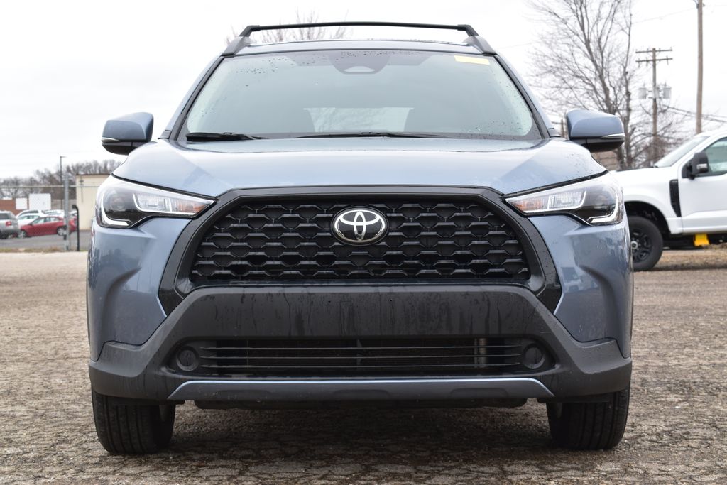 Used 2024 Toyota Corolla Cross LE with VIN 7MUBAAAG2RV075175 for sale in Kansas City