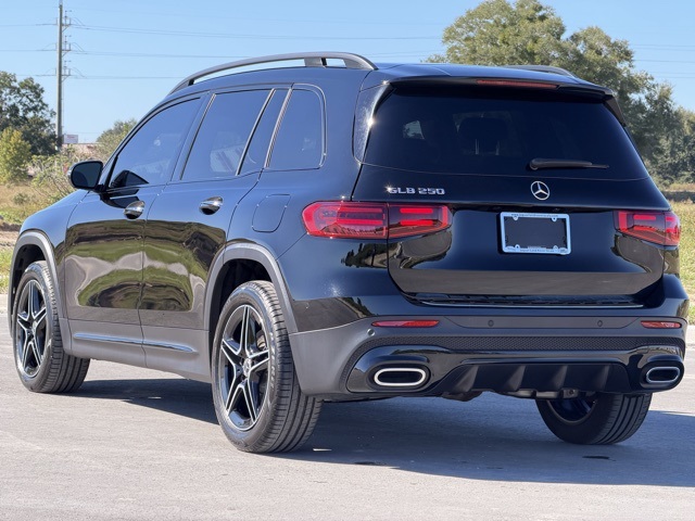 2024 Mercedes Benz GLB 250 photo 4