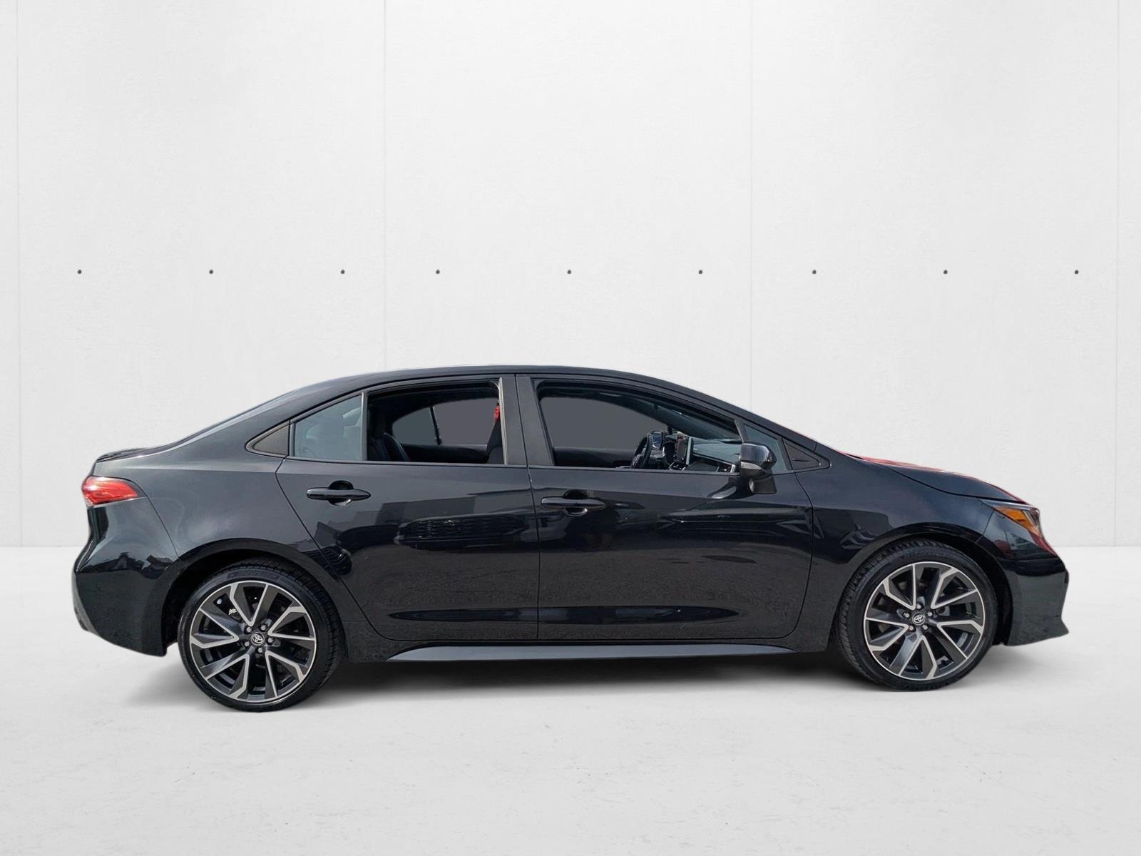 2020 Toyota Corolla SE photo 4