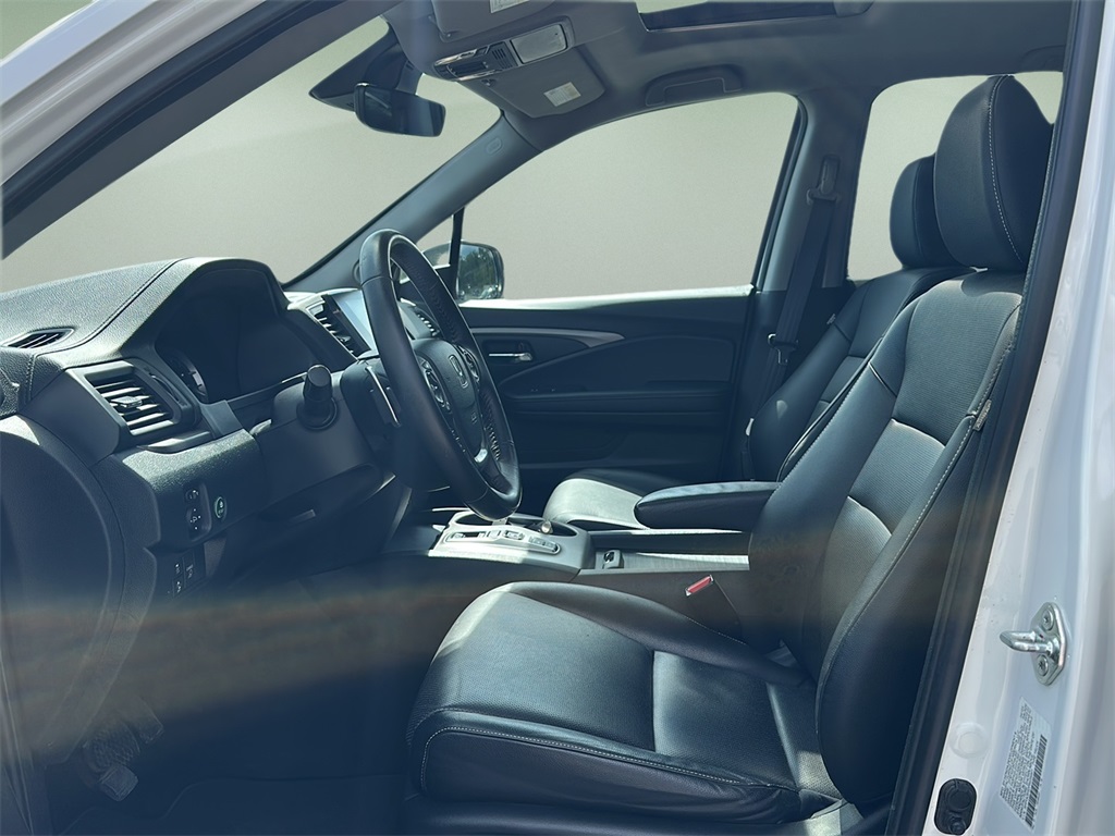 2023 Honda Ridgeline RTL photo 10