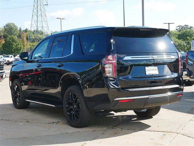 2023 Chevrolet Tahoe LS photo 4