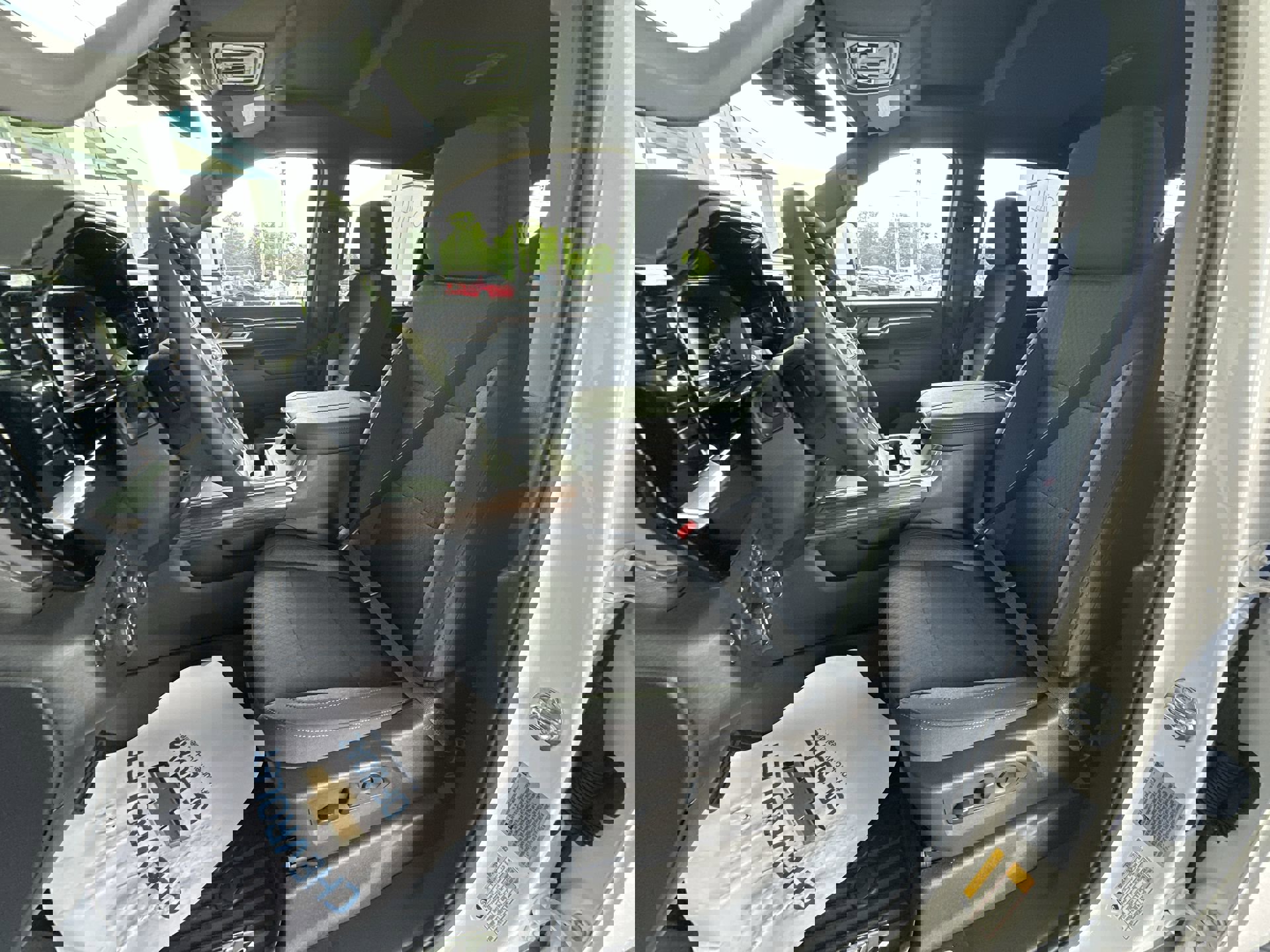 2025 Chevrolet Silverado 2500HD LT photo 19