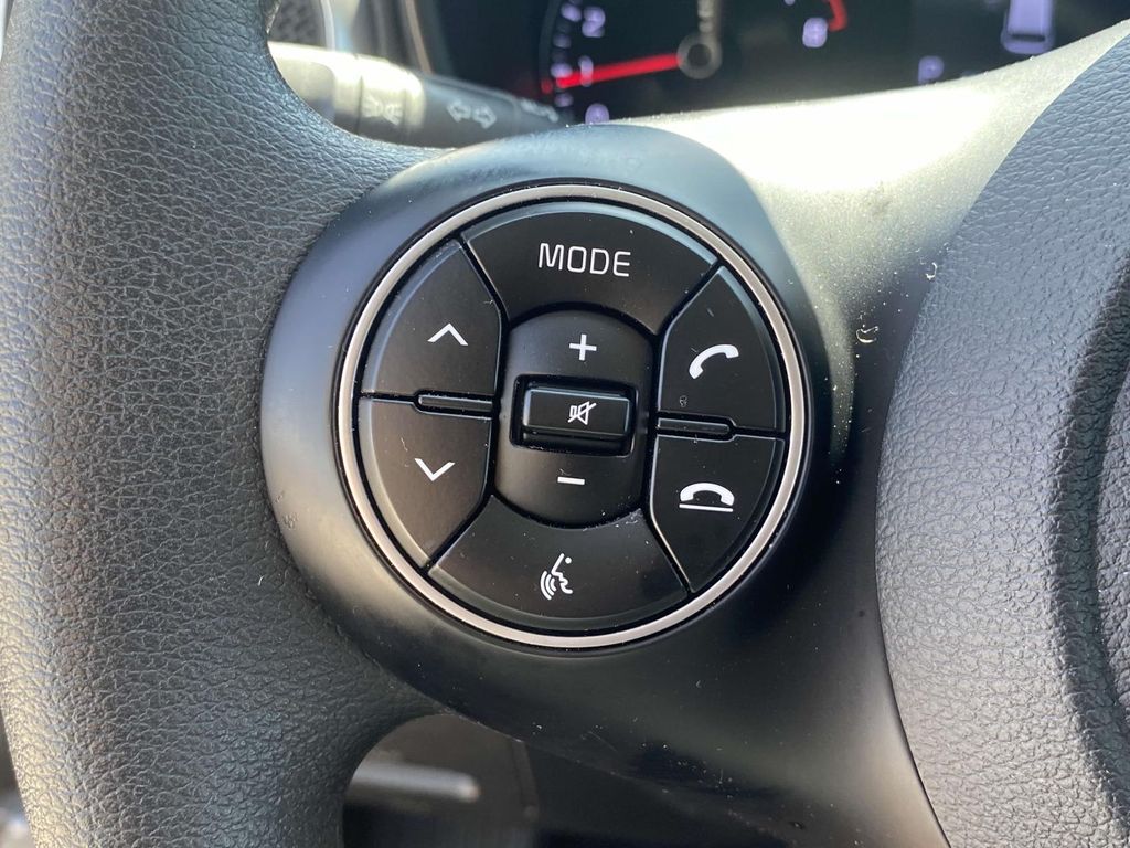 2021 Kia Soul S photo 21