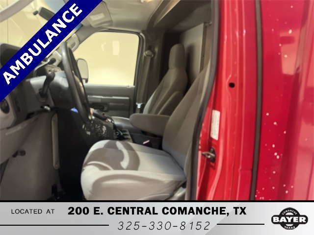 2013 Ford E-450 photo 12