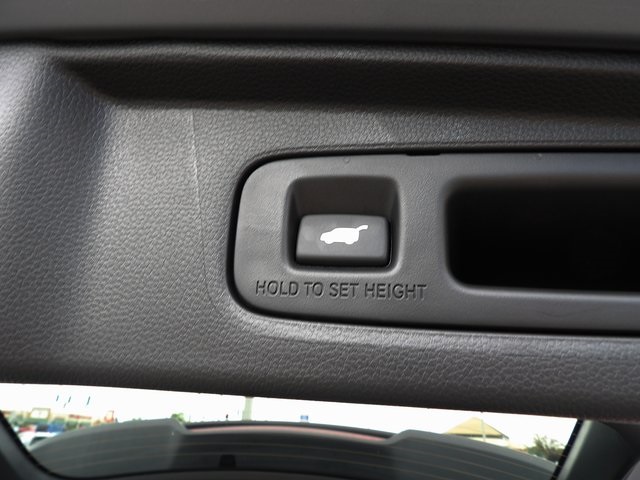 2026 Honda CR-V Hybrid Sport-L photo 13