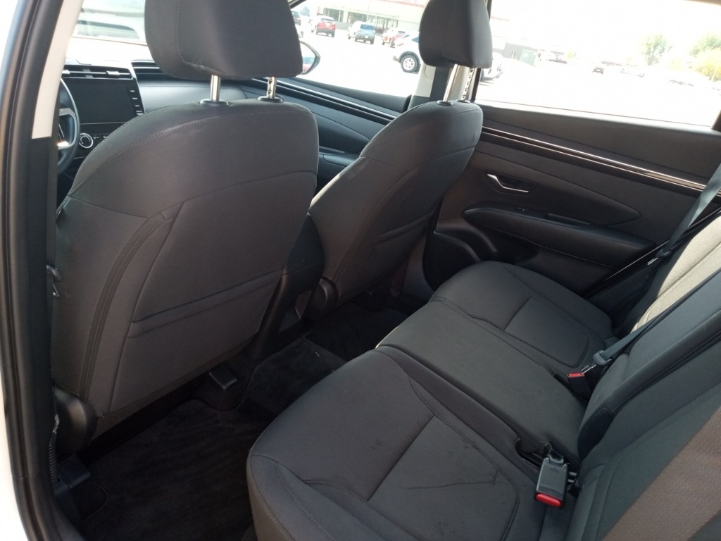 2023 Hyundai Tucson SE photo 16