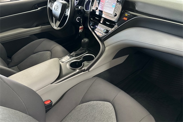 2024 Toyota Camry LE photo 16