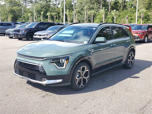 2025 Kia Niro EX Touring photo 2