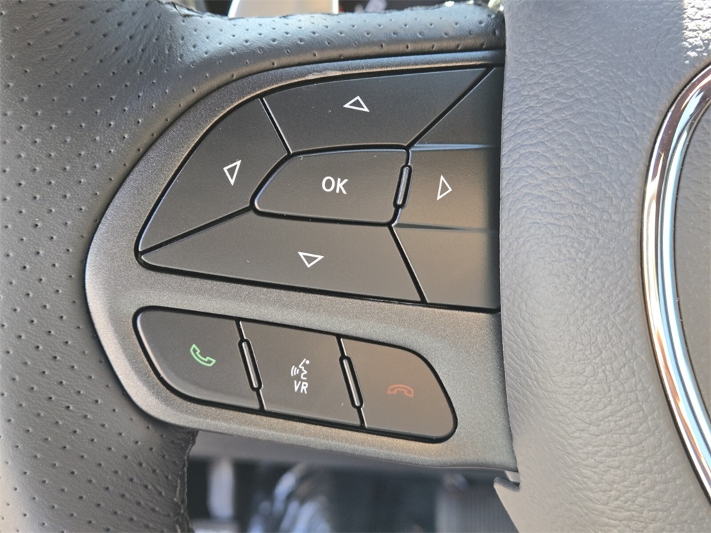 2025 Toyota RAV4 R/T photo 14