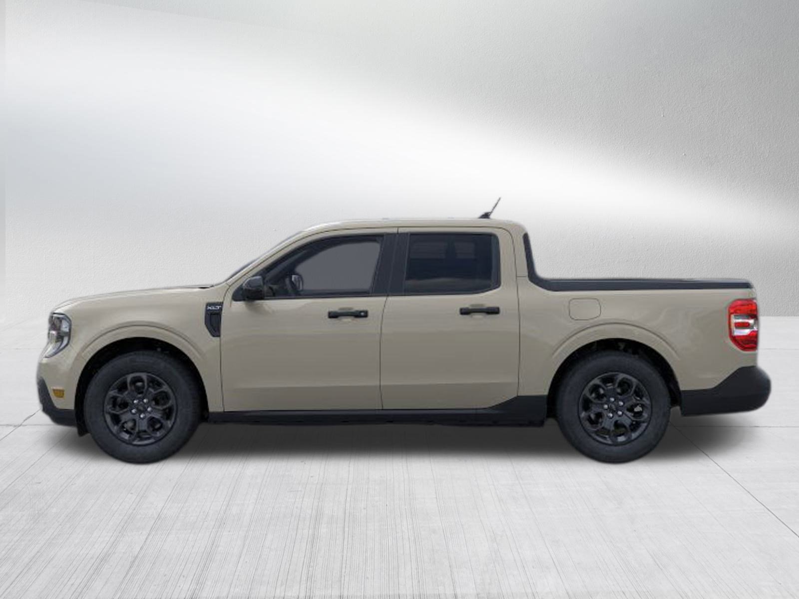 2025 Ford Maverick XLT photo 3