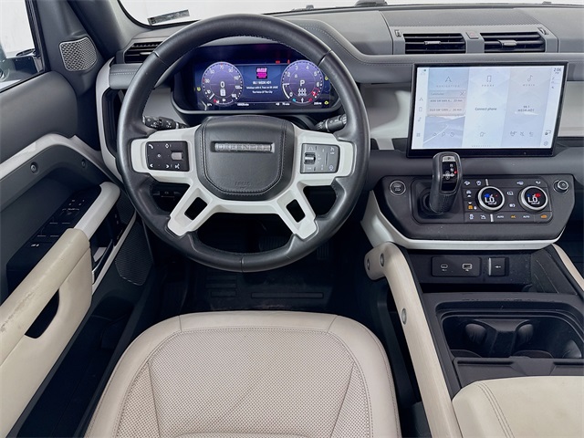 2023 Land Rover Defender 130 First Edition photo 22