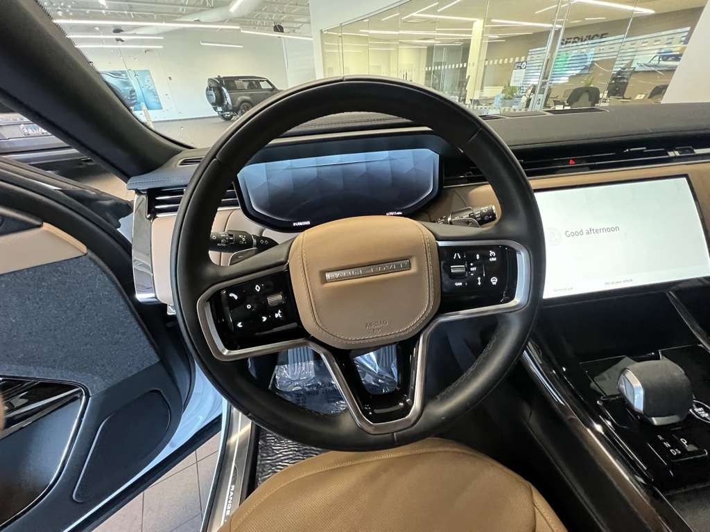 2025 Land Rover Range Rover Sport SE photo 12