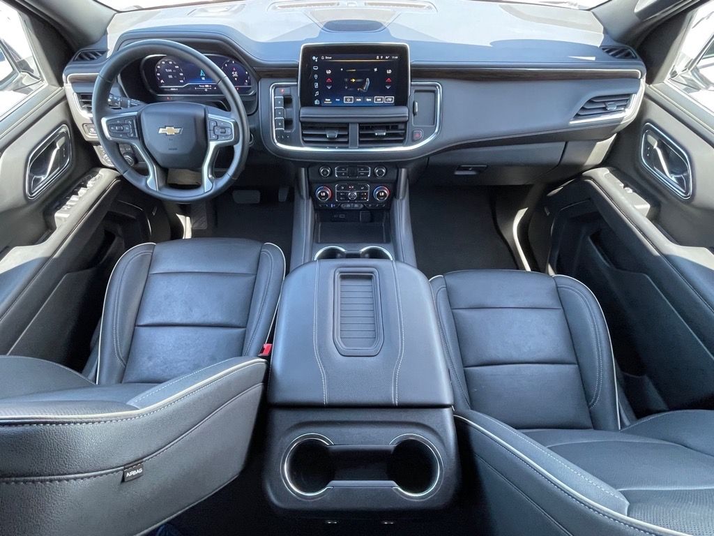 2023 Chevrolet Suburban Premier photo 10