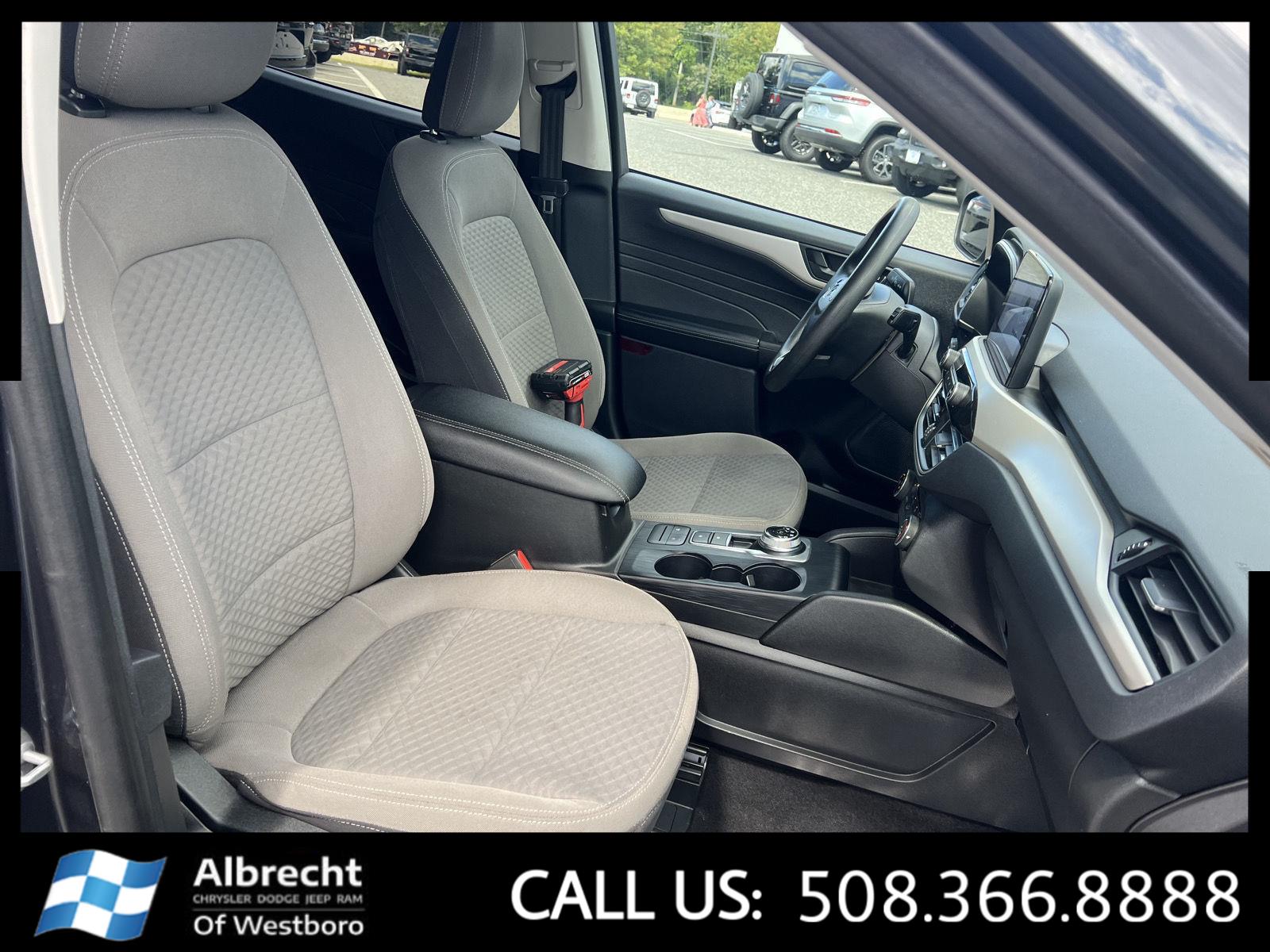 2022 Ford Escape SE photo 19
