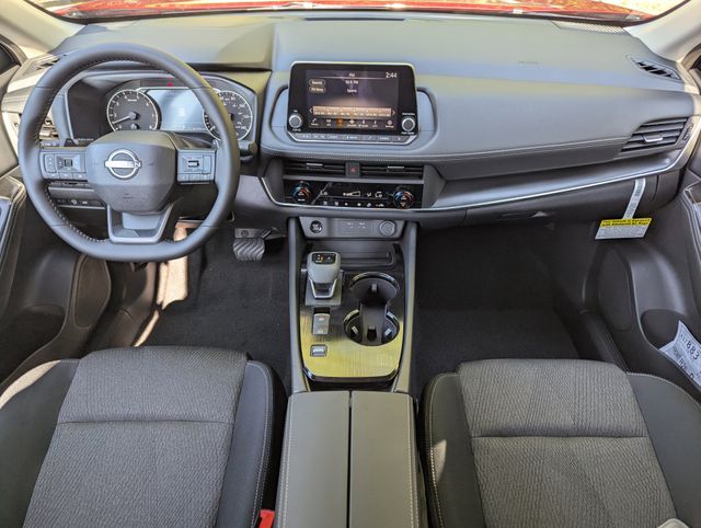 2026 Nissan Rogue SV photo 6