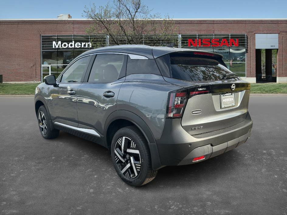 2026 Nissan Kicks SV photo 2