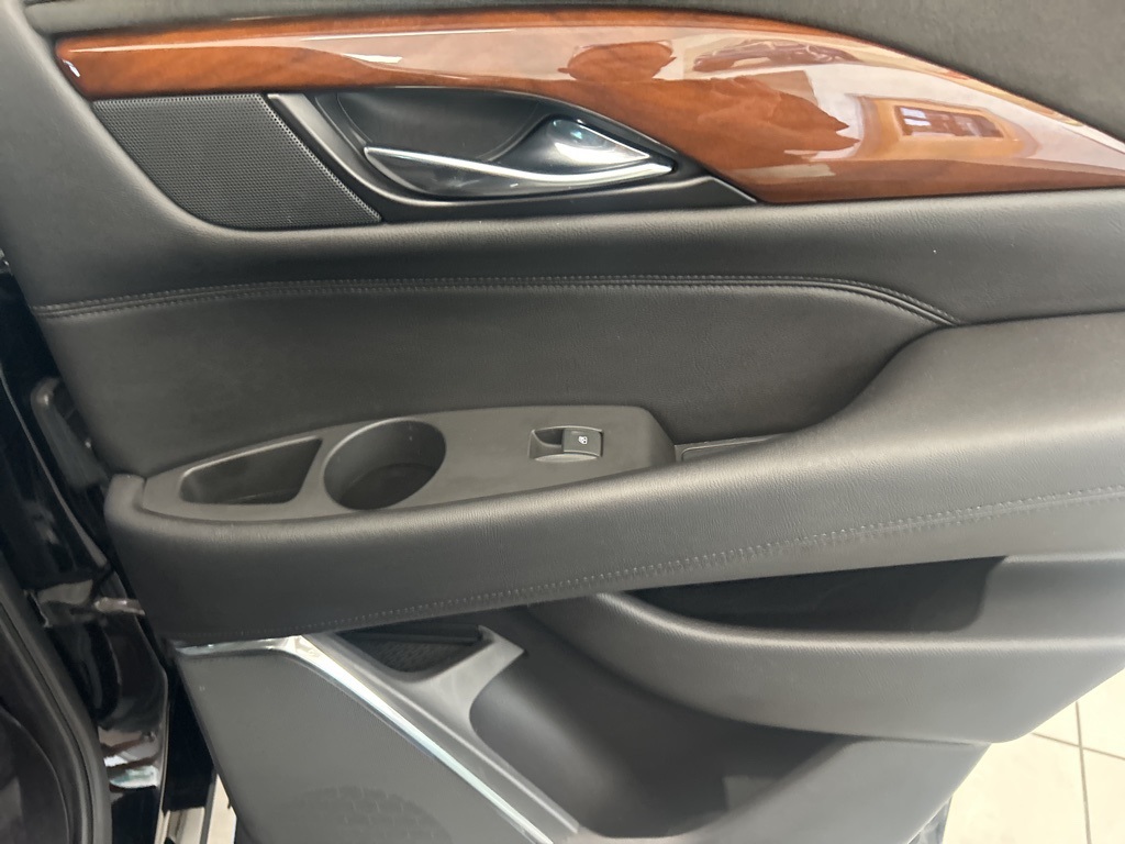 2020 Cadillac Escalade Premium Luxury photo 19
