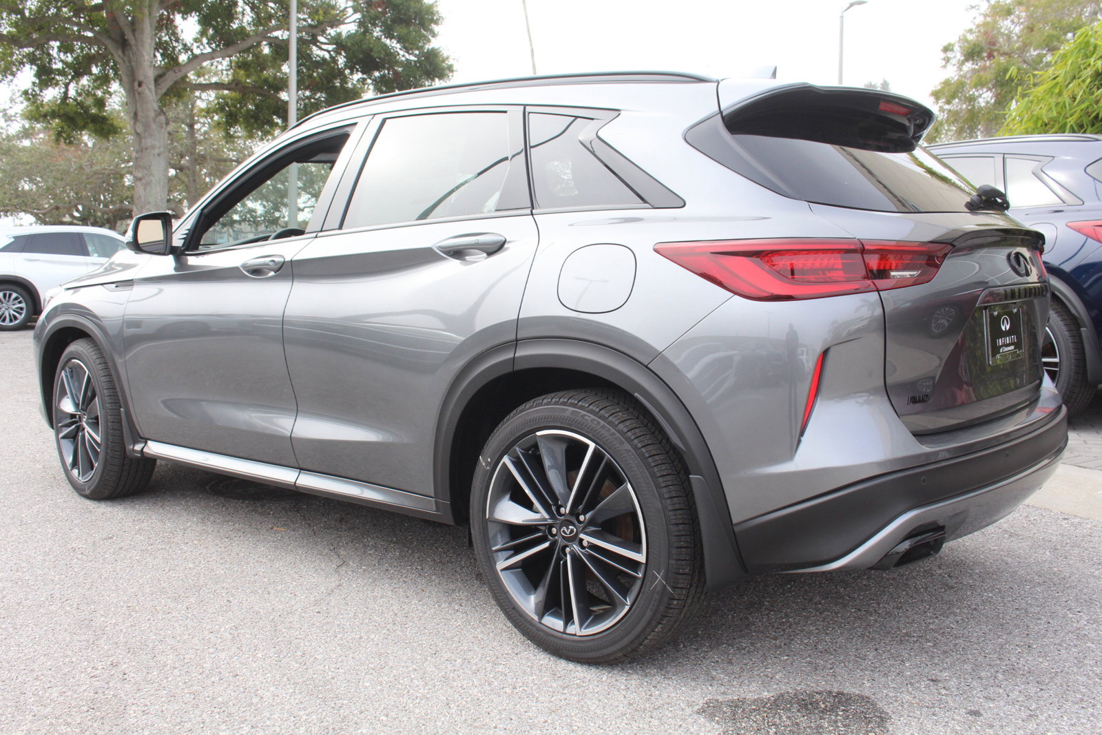 2025 Infiniti QX50 SPORT photo 3