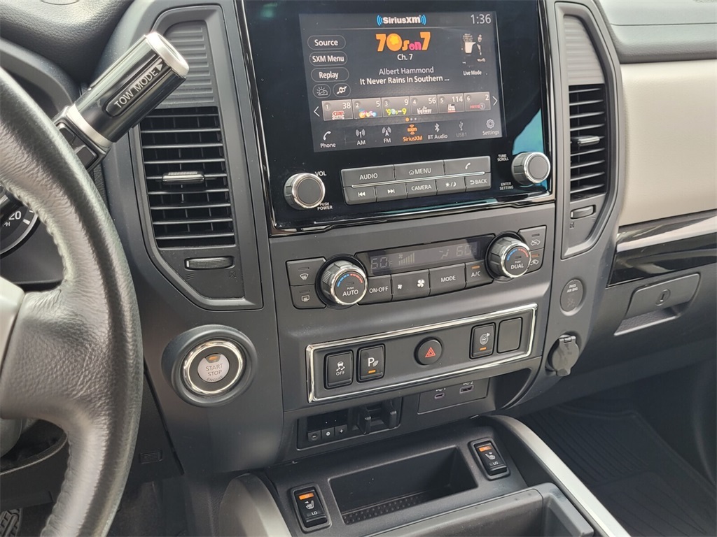 2023 Nissan Titan SV photo 14