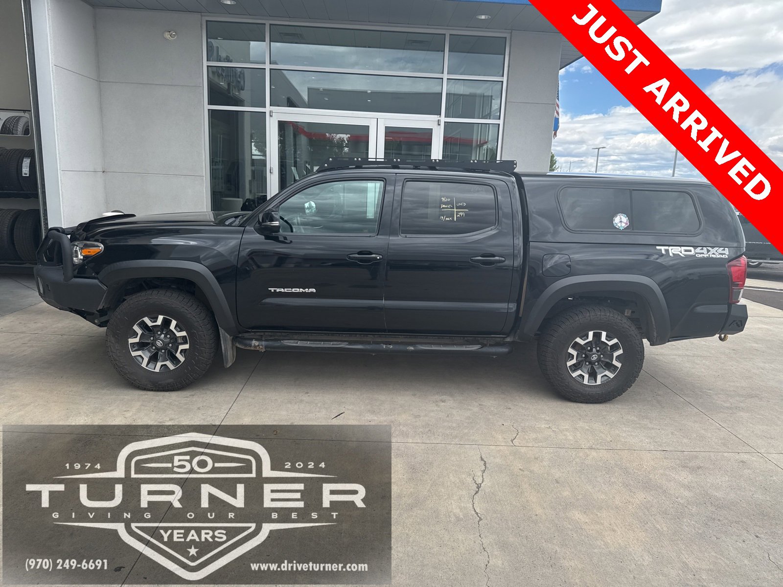 2019 Toyota Tacoma SR photo 2