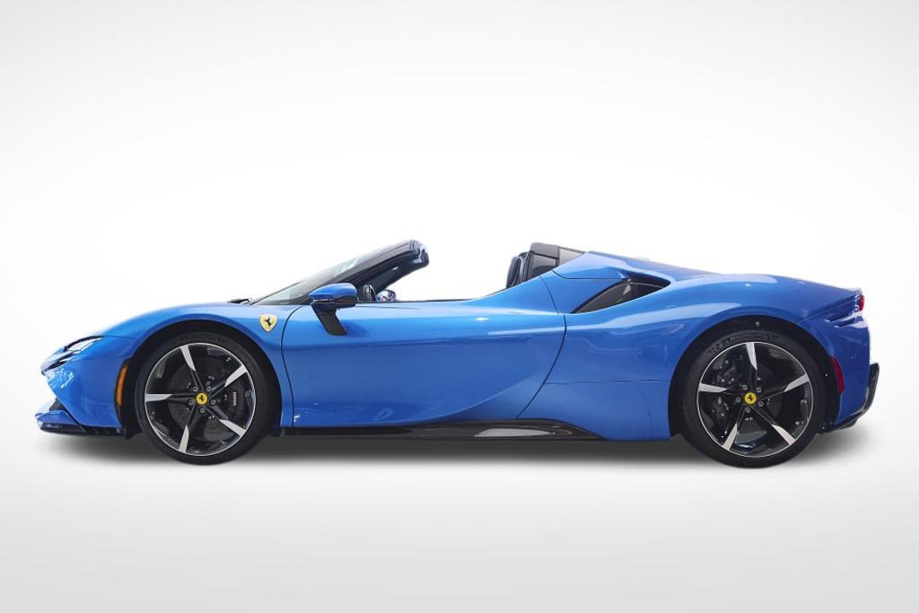 2023 Ferrari SF90 Spider photo 2