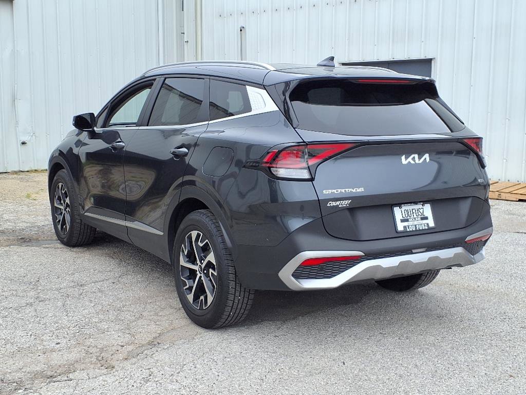 2023 Kia Sportage EX photo 4