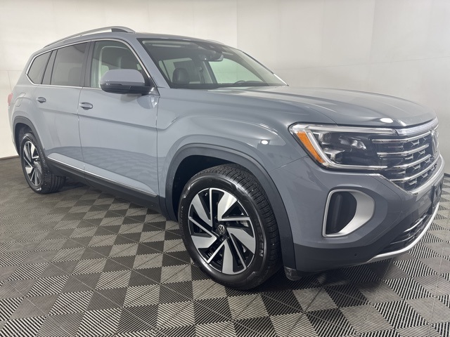 2025 Volkswagen Atlas SEL's photo