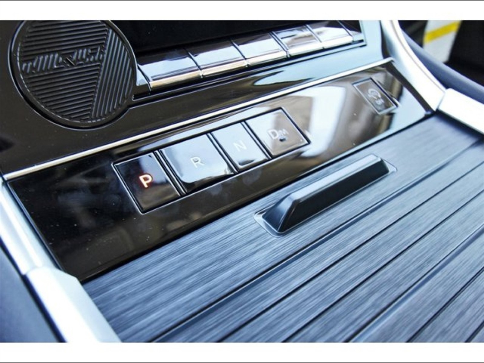 2025 Nissan Armada SV Black at Robbins Nissan