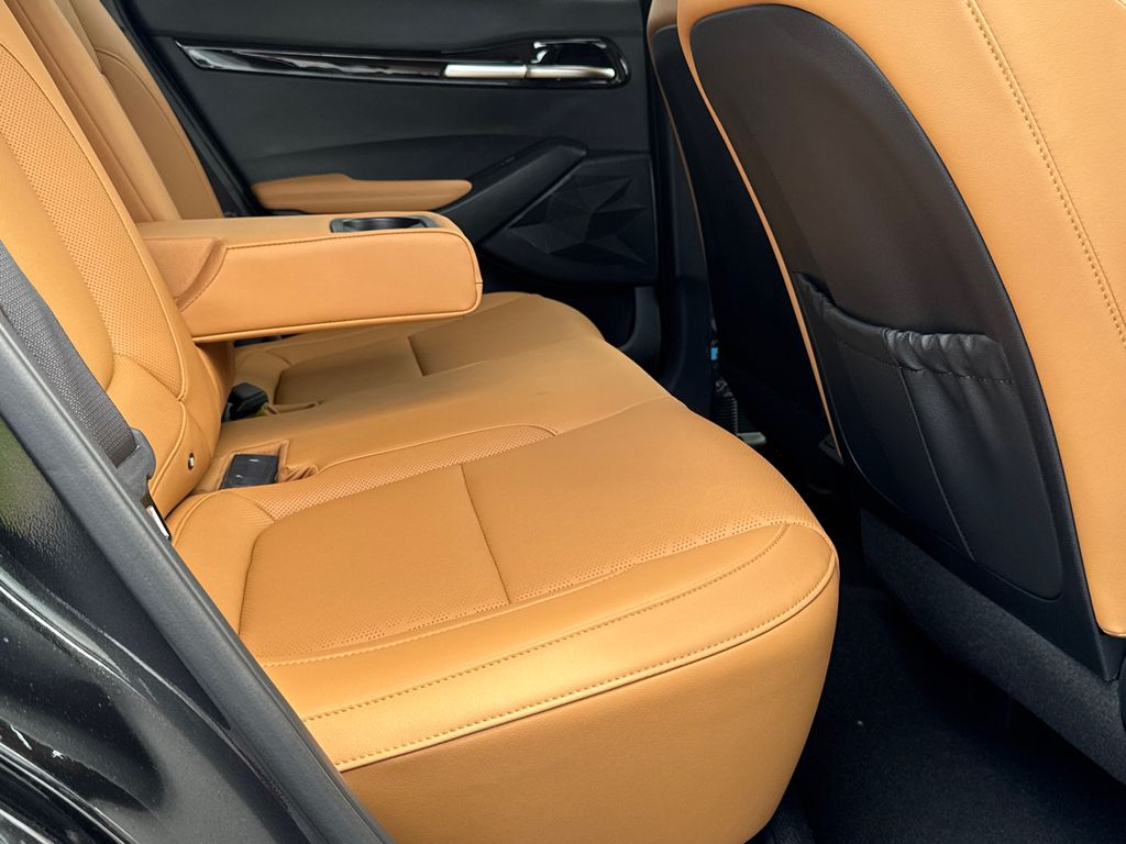 2025 Kia Seltos EX photo 14