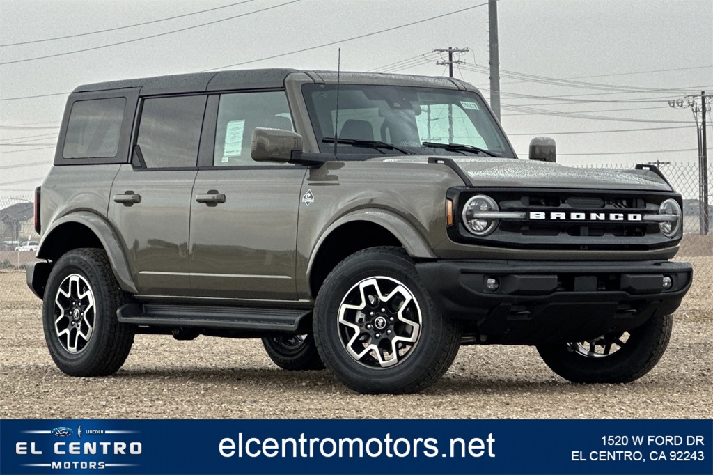 2025 Ford Bronco 4-Door Outer Banks's photo