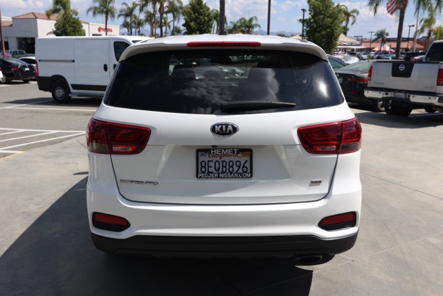 2019 Kia Sorento LX photo 3