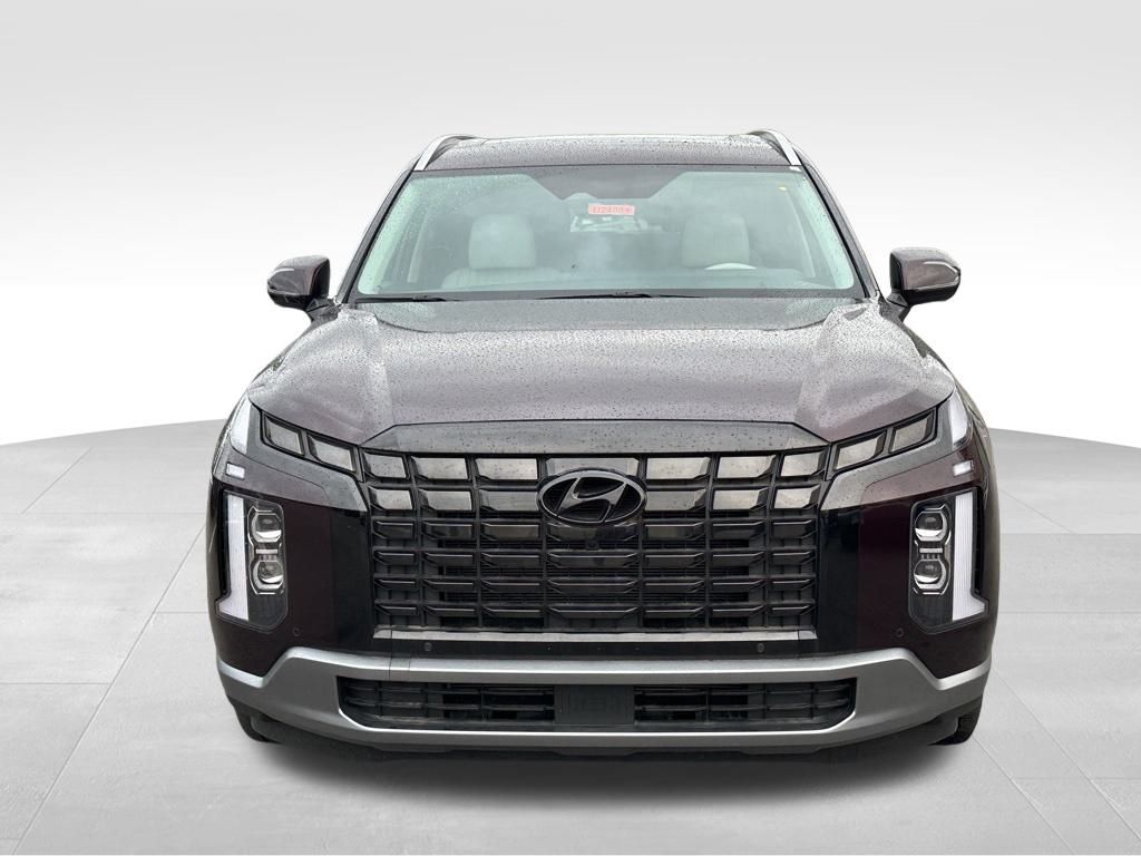 2024 Hyundai Palisade Limited photo 2