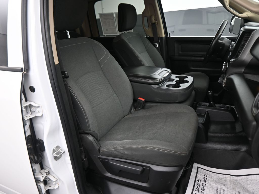 2020 Ram 2500 Tradesman photo 41