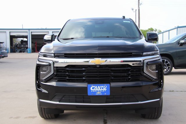 2025 Chevrolet Tahoe LS photo 2