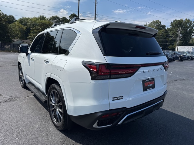 2024 Lexus LX 600 F SPORT photo 4