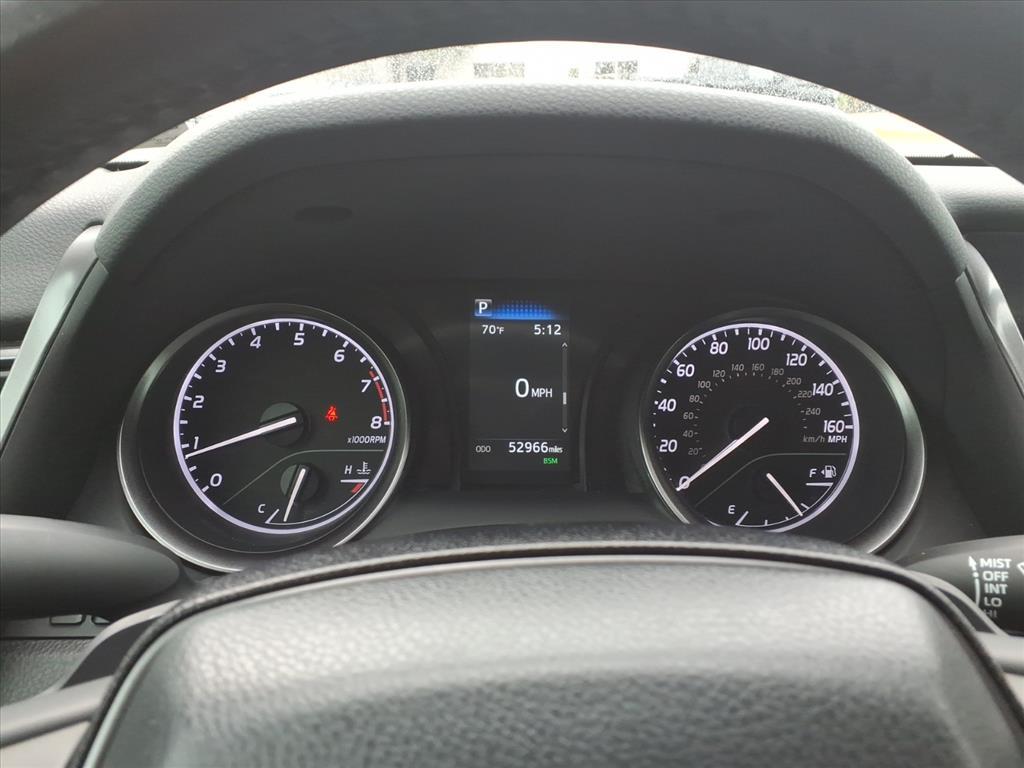 2023 Toyota Camry SE photo 18