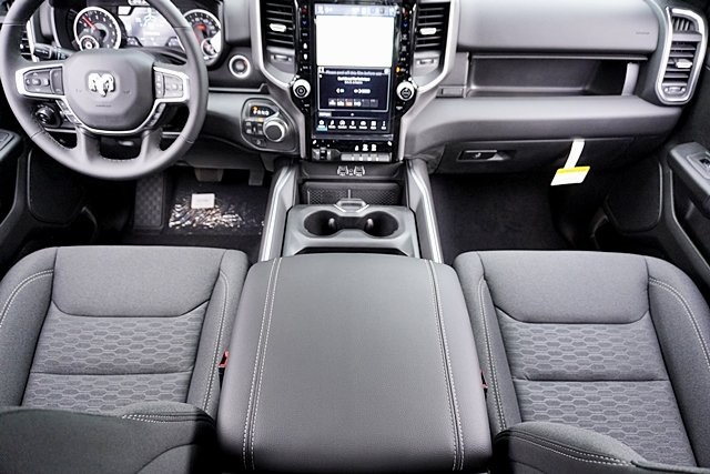 New 2026 Bright White Clear-Coat Exterior Paint RAM Big Horn/Lone Star image 28